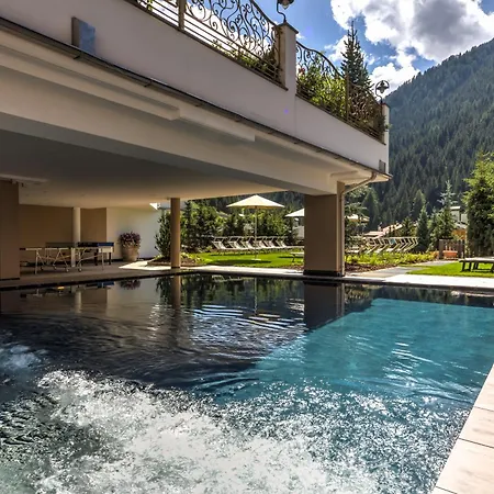 Muliac Hotel 4*